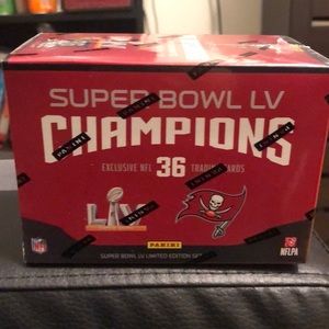 2021 Panini Tampa Bay Buccaneers Super Bowl Champions Box Set